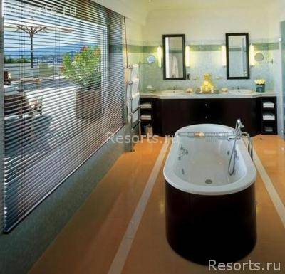 Hotel Martinez 18